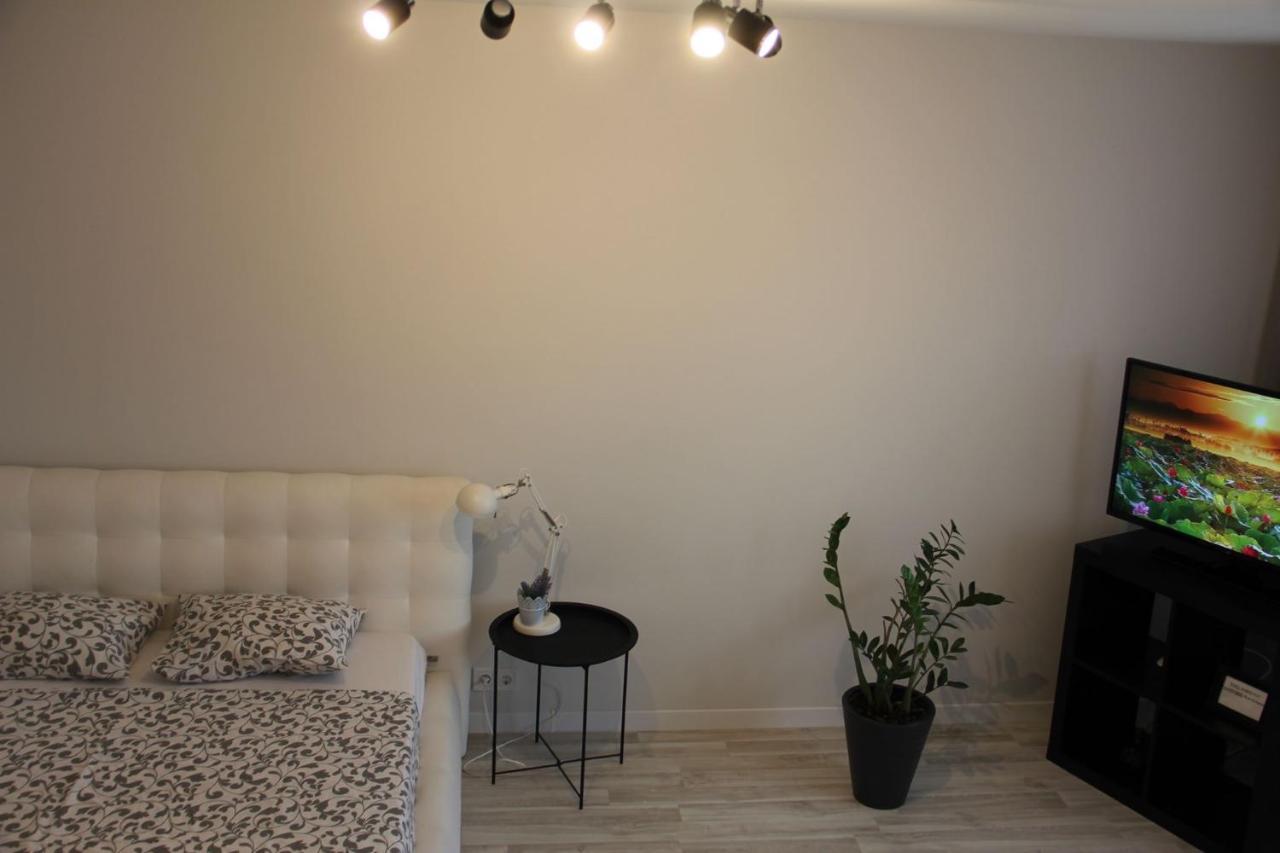 City Center Apartment Liepāja Eksteriør billede