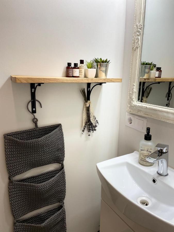 City Center Apartment Liepāja Eksteriør billede